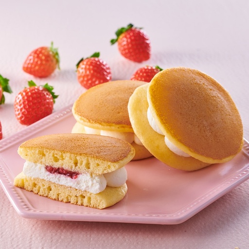 [C626] French Cream Cheese Pancake Strawberry
